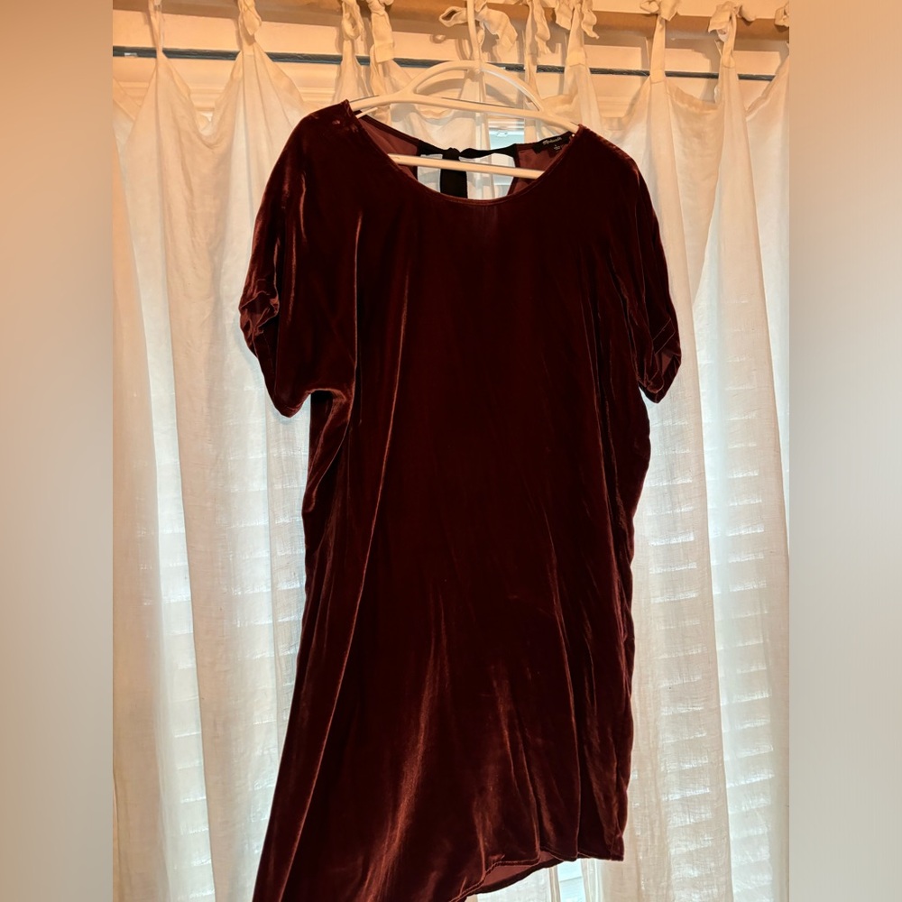Madewell velvet shift dress!